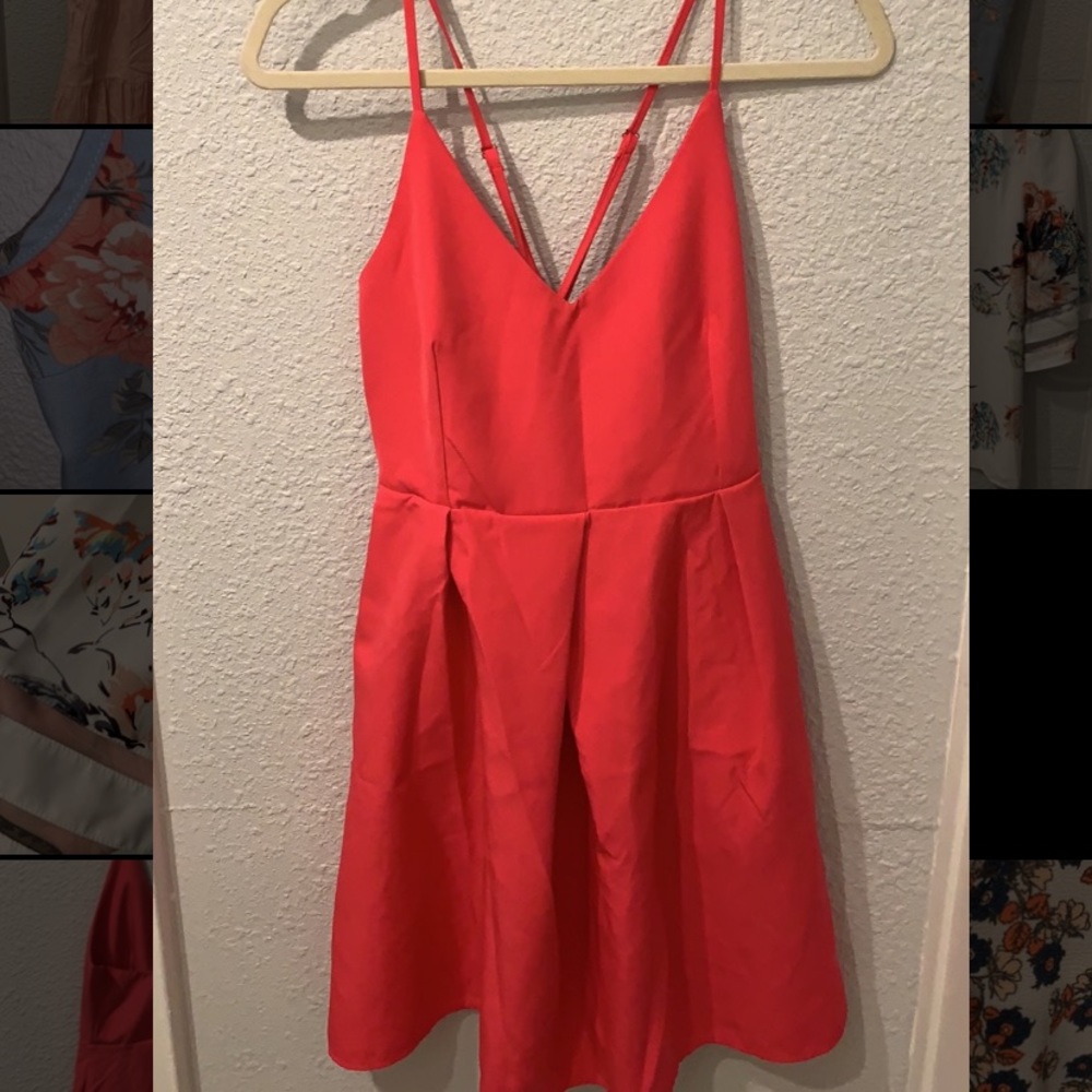 Hot pink dress with pockets!